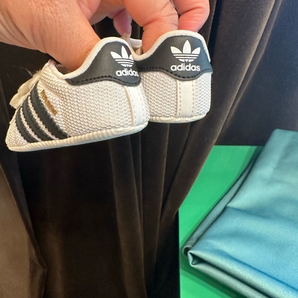 Adidas Shell Toe Crib Baby Shoes with Soft Soles 1K - Picture 7 of 7